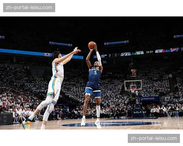 森林狼麦克丹尼尔斯领防价值凸显 但进攻端参与度低导致四打五局面频现